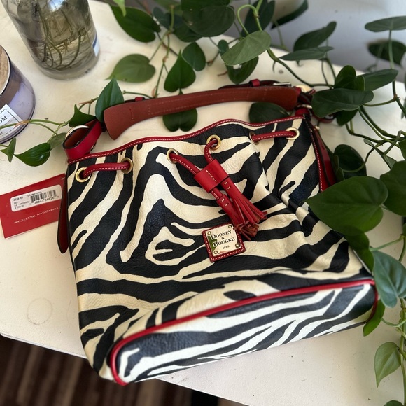 NWT Dooney & Burke Zebra Leather Drawstring Bag & Coin Purse - Picture 5 of 8